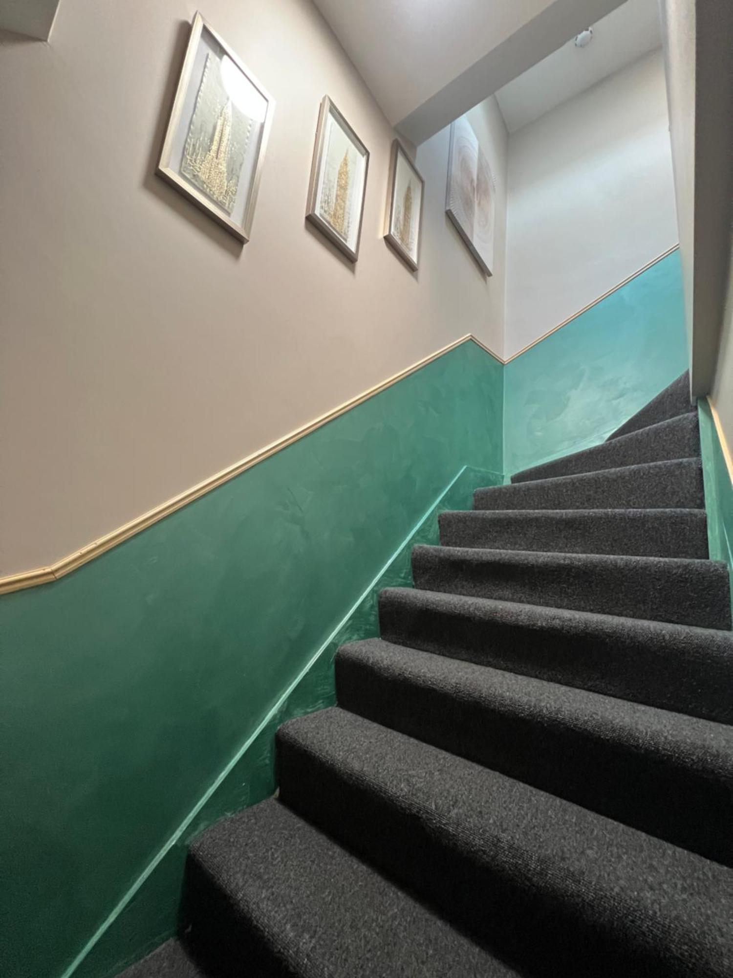 Paragraph Palmers Green Exterior photo