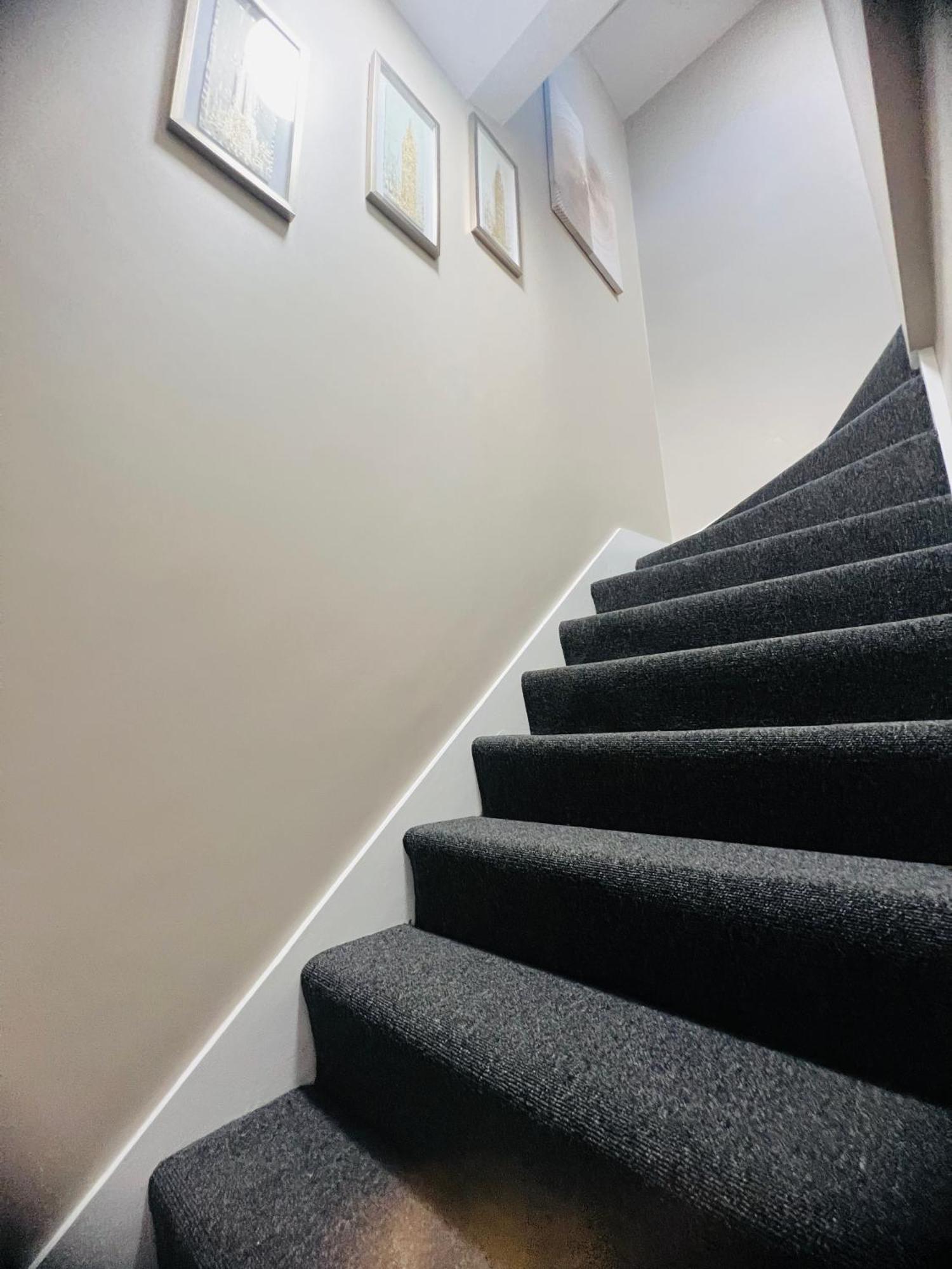 Paragraph Palmers Green Exterior photo